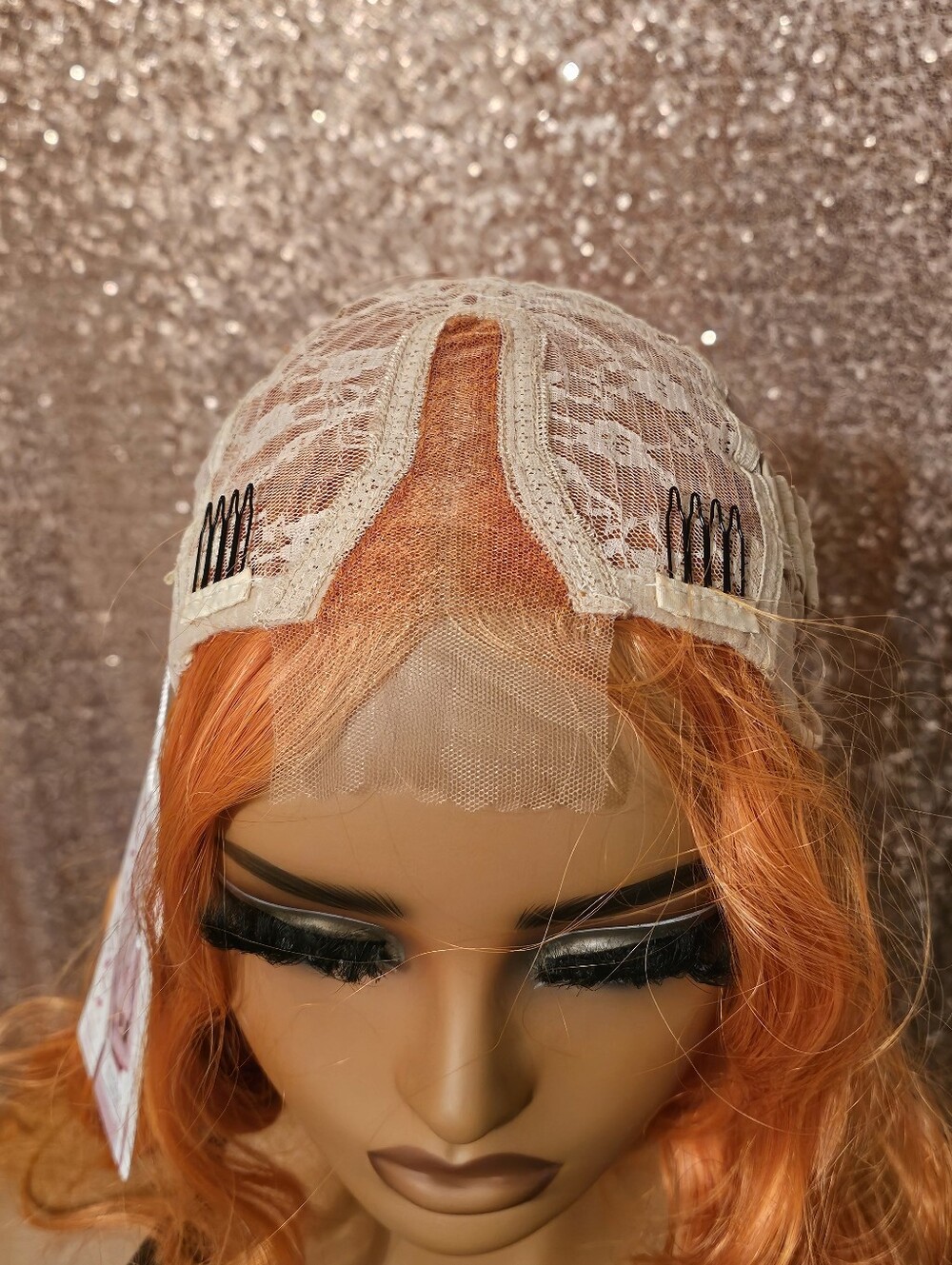 Wig - Picture 4 of 6